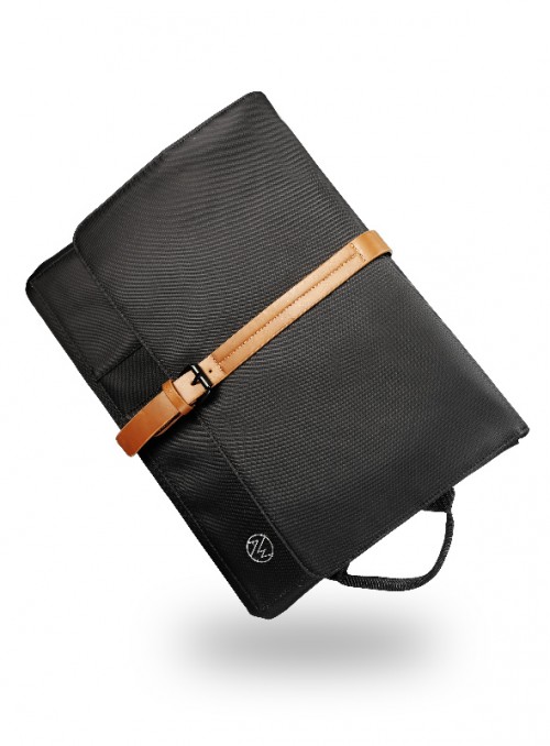 Leather Bag , Laptop Bag ,  Size : 15.6 inch